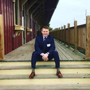 Meet your Posher, Austin